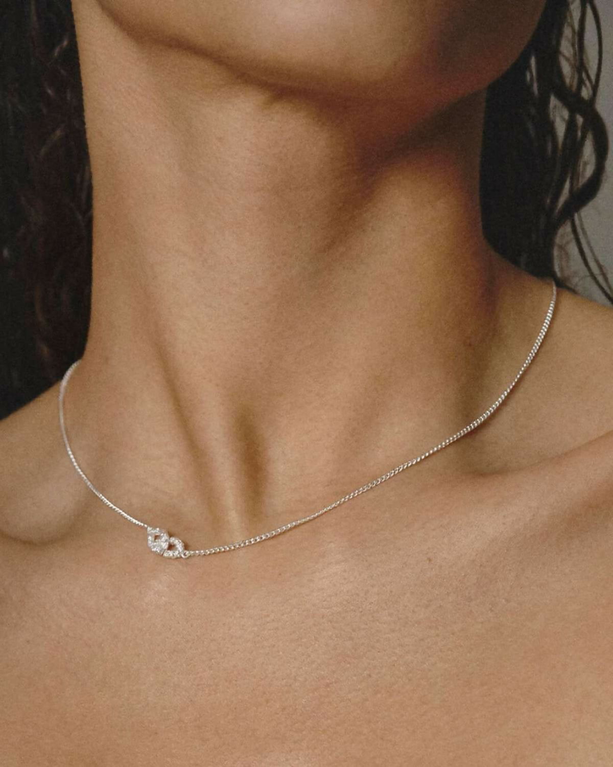 Neat Necklace Silver Shadow_01-1