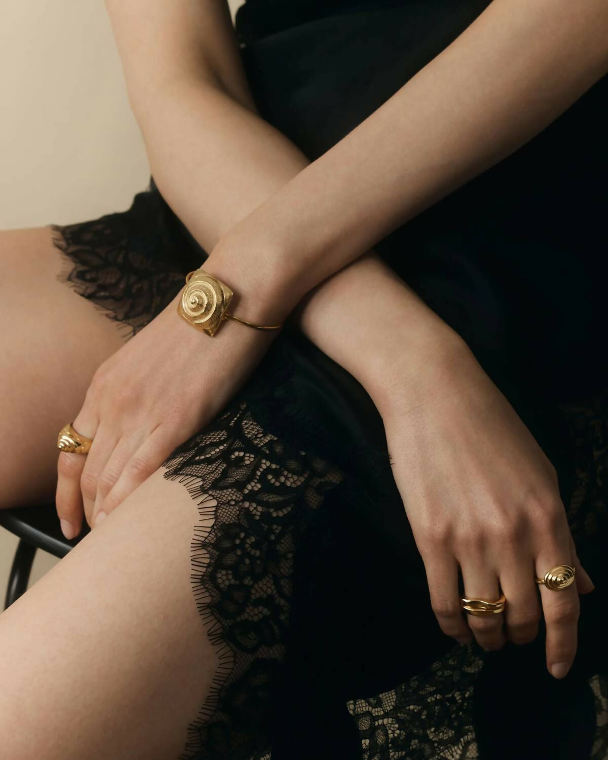 KEILOWA_GOLD_BRACELET_03