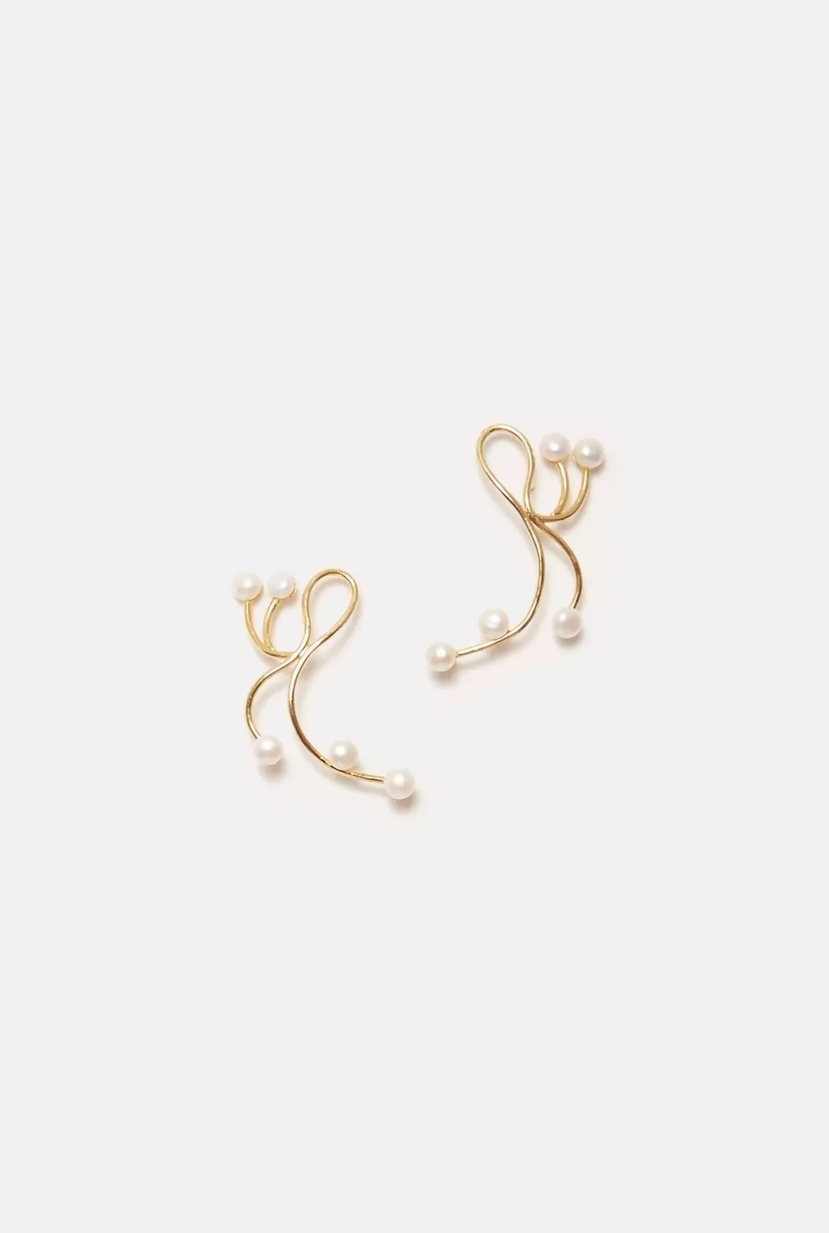 the-constellation-of-love-earrings-albert-coll-800836.jpg