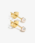 Lucia Tiny - Pearl earrings - Gold