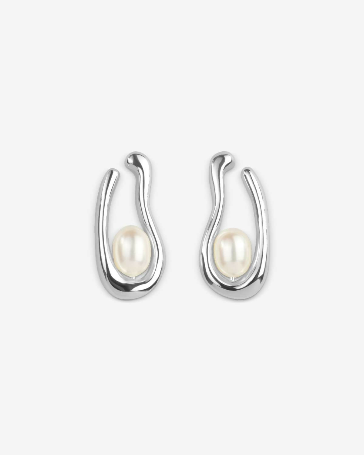 Batia Pearl Earrings_01