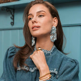 Light Blue Earrings Sequin Flower Rain Fleur - Ohrhänger - 24kt vergoldet