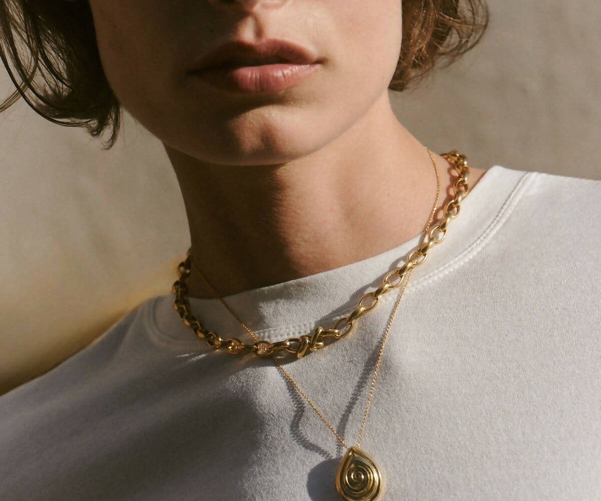 aqua_gold_necklace_02