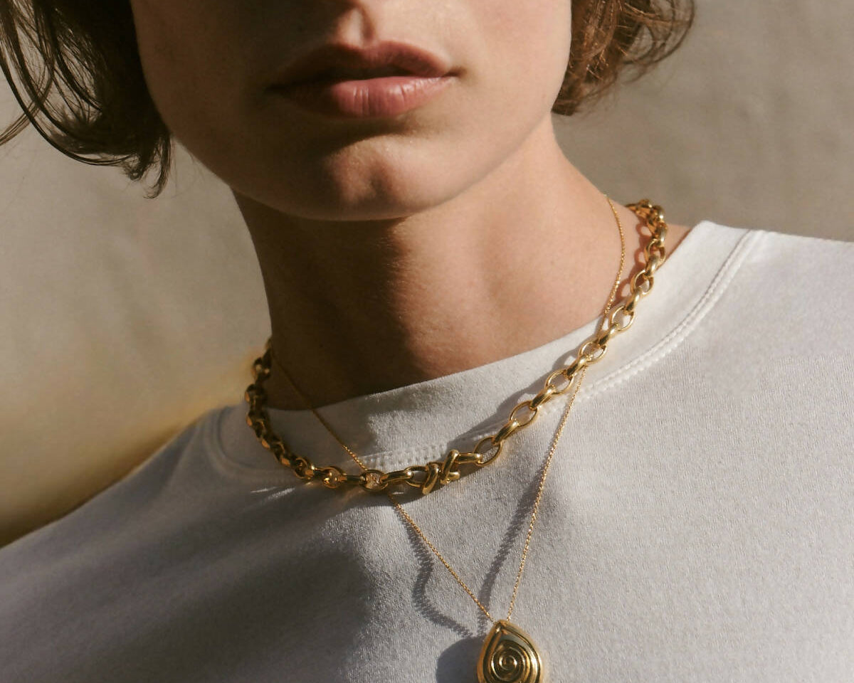 aqua_gold_necklace_02