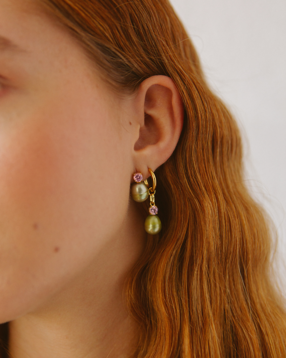 bailarina hoop earring