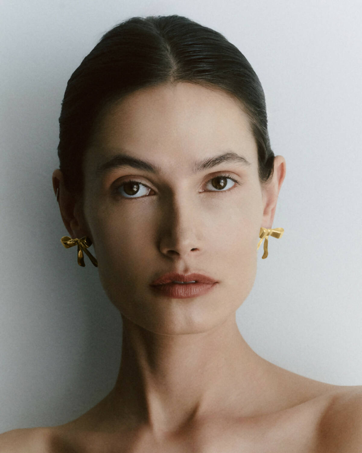bow_gold_earrings_03