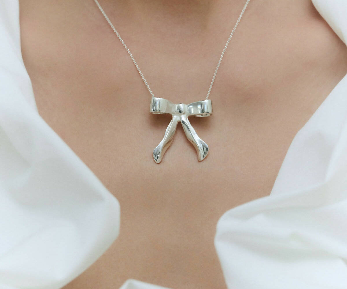bow_silver_necklace_03