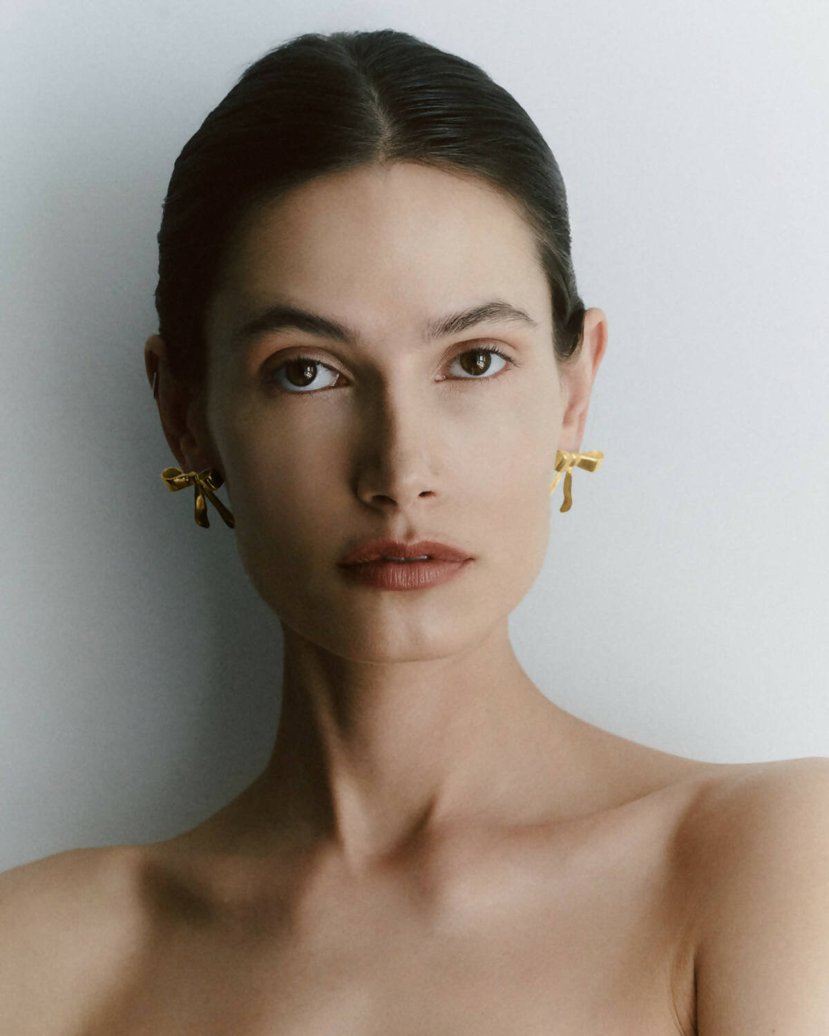 bow_gold_earrings_02